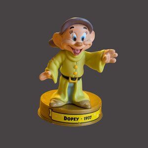 10/$25 Dopey 2002 Disney “100 Years of Magic” McDonald’s Happy Meal Toy